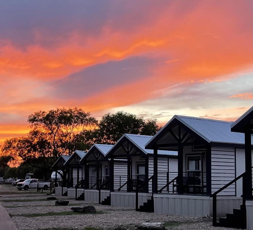 Htr Tx Hill Country Campground Kerrville Exterior foto